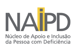 Logo marca do NAIPD. Iniciais com letras maiúsculas. Abaixo escrito Núcleo de Apoio e Inclusão da Pessoa com Deficiência na cor cinza chumbo. A letra I está inserida em um retângulo na cor amarela. 